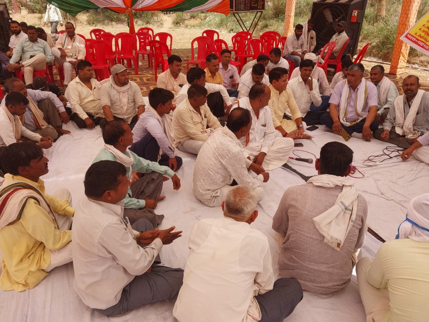 ओवर लोडिंग के खिलाफ दिया जा रहा धरना 5 वे दिन भी रहा जारी, पूर्व विधायक बंशीवाल हुए धरने में शामिल