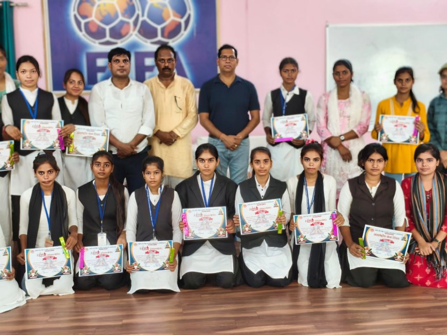 धानापुर में योग प्रशिक्षण शिविर का हुआ समापन